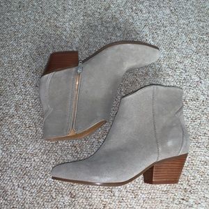 Grey suede heeled boots Womens size 6